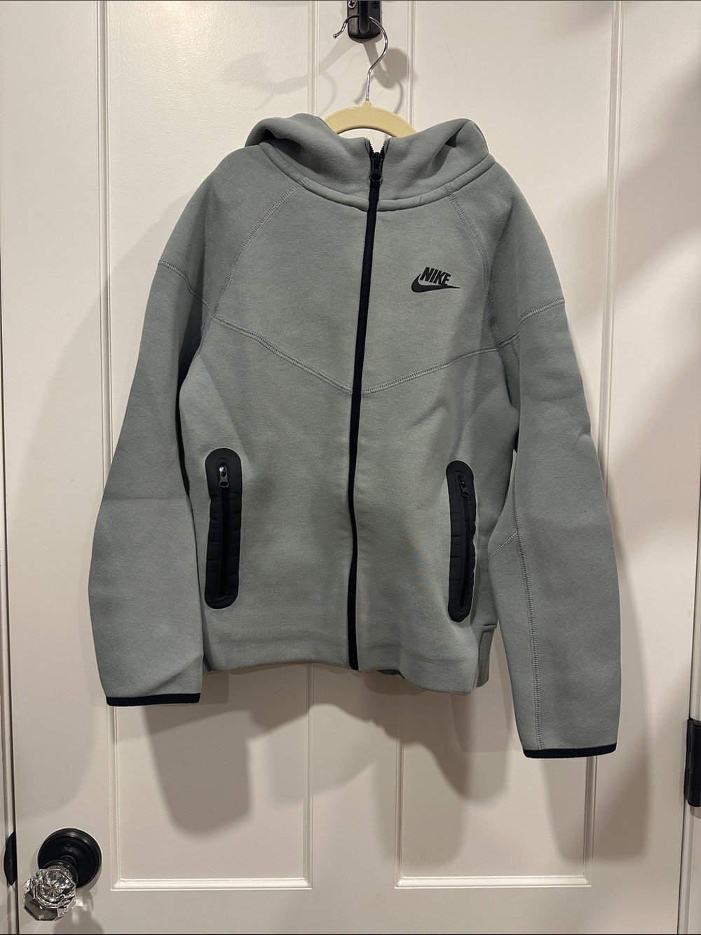 Boys (M) Nike Nike Tech Grey Hooded Zip Jacket with Black Trim